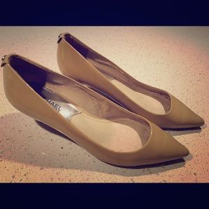 Michael Kors Heels 7.5 Nude/Beige Patent Leather